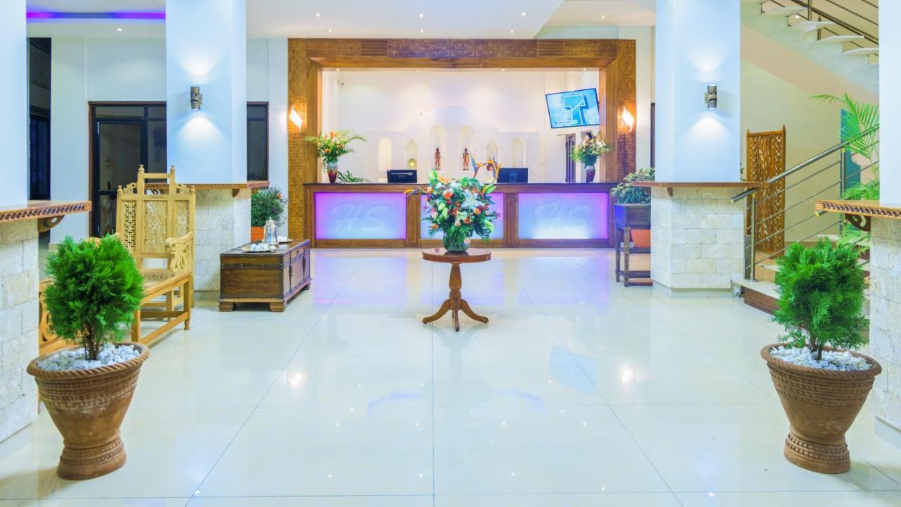 Hotel Sapphire Mombaça Exterior foto